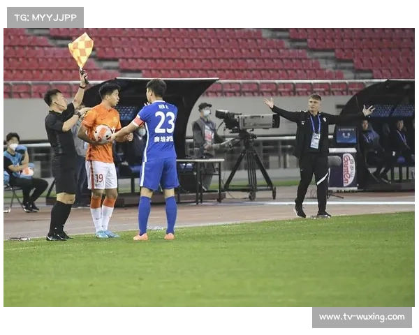 武汉三镇启用智能草坪系统 实时监测球员跑动提升比赛数据分析精度 武汉三镇启用智能草坪系统 实时监测球员跑动提升比赛数据分析精度